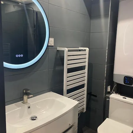 Au Petit Thalassa Apartment